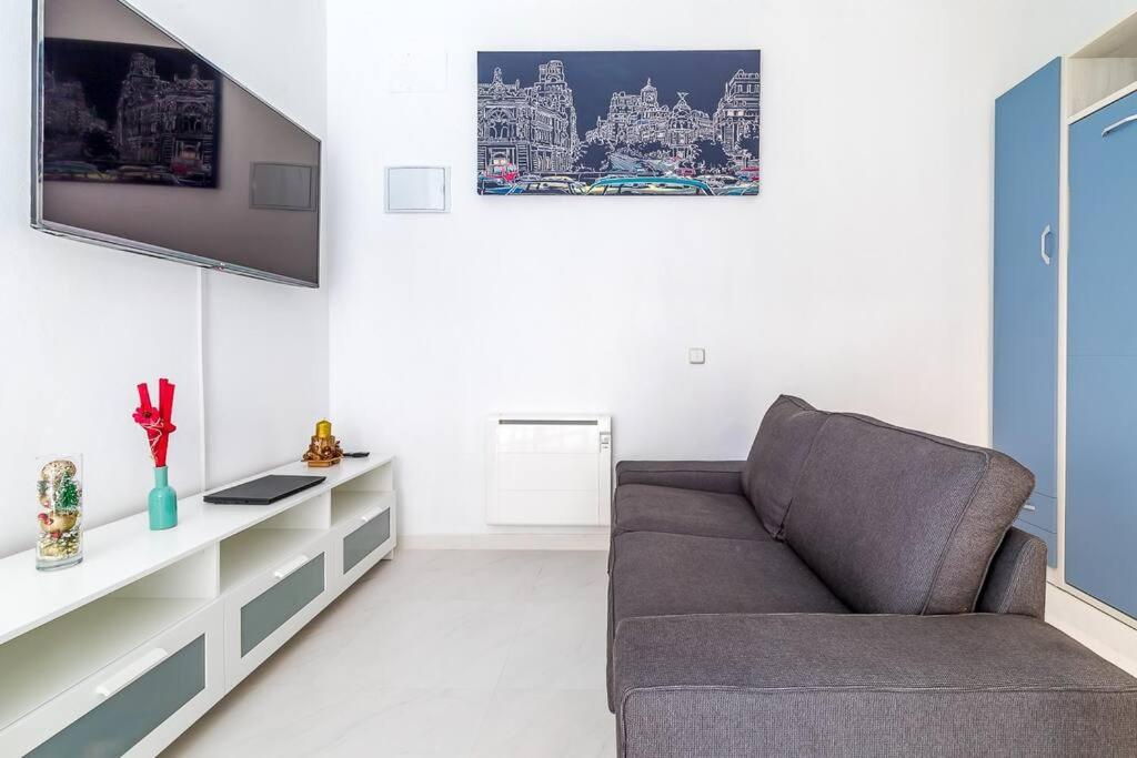 Estudio Acogedor En Zona Norte Madrid Buitenkant foto